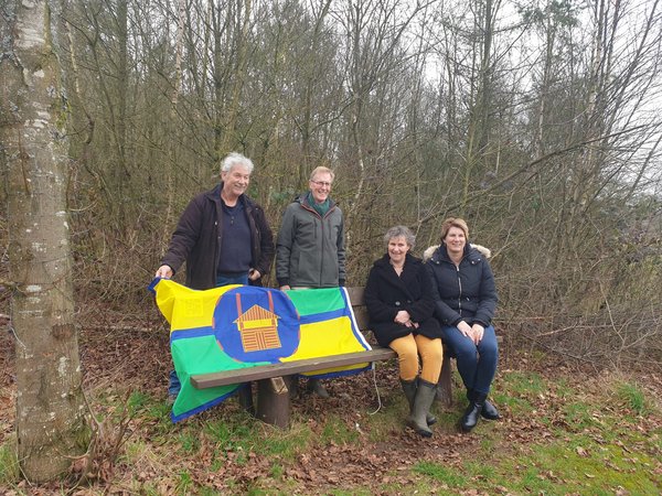 Luisterbankje op Schaverenschepad in Emst